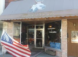 Blue Buffalo Antiques & Curiosities
