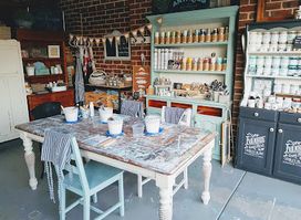 Blue Willow Vintage