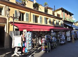 Au Marche De Provence