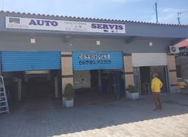 AUTO SERVICE