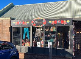 Maharani Gifts & Clothing