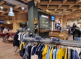Quiksilver Coffee Shop
