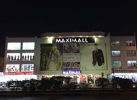 Maxi Mall