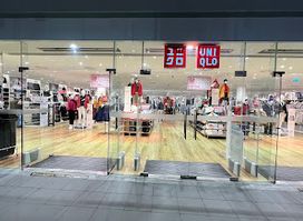 UNIQLO CentralFestival Samui Store
