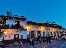 Arroyo Plata y Artesanias
