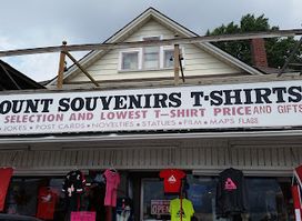 Peoples Discount Souvenirs