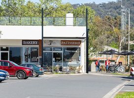Yarra Glen Central