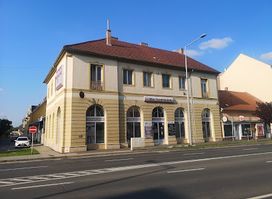 Rákóczi Használtruha Áruház