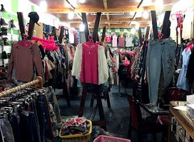 Mindu’s Fashion Boutique