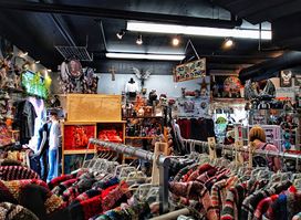 Woody's Store