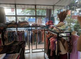 Lao Silk Store