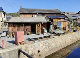 Mikazukishoten