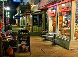 Kilwins St. Joseph