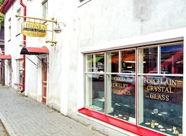 Shifara Antiques and Art Gallery