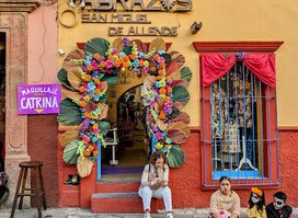Abrazos Boutique