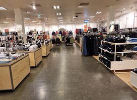 c a, C&A Stores nearby Garmisch-Partenkirchen
