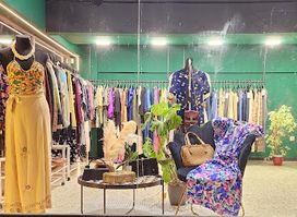 A Place To Dress Strangers (Vintage Second Hand)