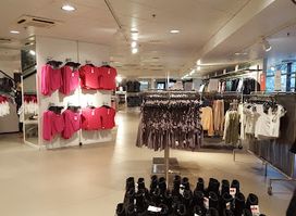 H&M