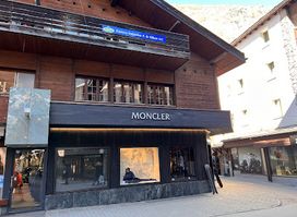 Moncler