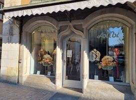 Alibi Boutique