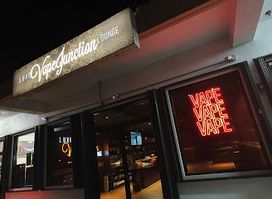 Luxe Vape Junction Lounge
