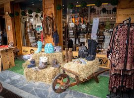 BE WILD STORE COURMAYEUR