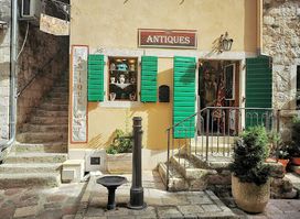 Antique Art