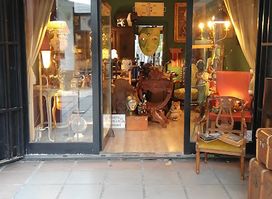 Bela vrana - Antiques decorative