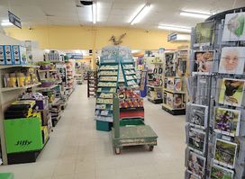 Buck's Hardware