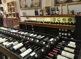 alpataco Wines & Leather