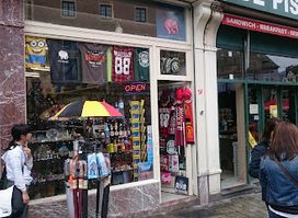 Gift Shop / Souvenir