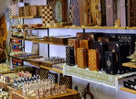 Enjoy Istanbul - Turkish jewelry | iznik ceramics | Turkish lamps | Kilim rugs | Turkish carpets