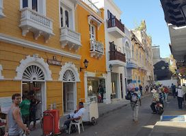 Centro Comercial Centro Uno