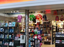 Libreria La Casita Books and Gifts