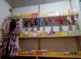 Boutique chez Abdoulaye Boya