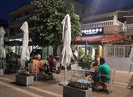 Friends Bar-Restaurant