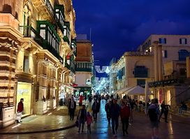 The Savoy, Valletta