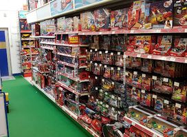 Smyths Toys Caen