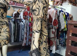 Waiz Fashion and Design