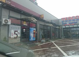 Shopping Center Rawa Mode