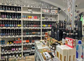 Bakelit Craft beer and Culinary shop