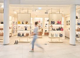 Sandy`s Corner FURLA KURT GEIGER & MORE