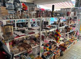 Einstein Clothing, Beach Accessories & Souvenirs Store
