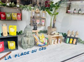 La Place du CBD Lourdes