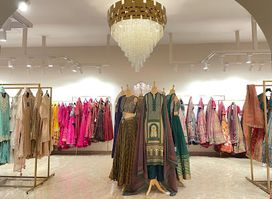 Pernia's Pop-Up Studio, Indian Handicrafts Emporium, New Delhi