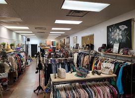 Nash Vintage Collective / NV Collective