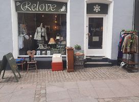 Relove