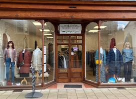 White Leaf Clothing Boutique