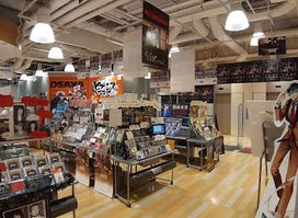 Tower Records Umeda NU Chayamachi