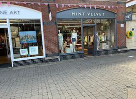 Mint Velvet Windsor